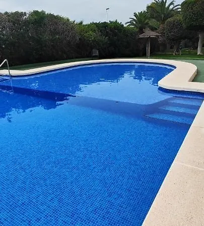 Parque Aromatico Con Dos Piscinas Апартаменты Торевьиа