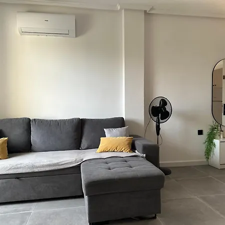 Parque Aromatico Con Dos Piscinas * トレビエハ