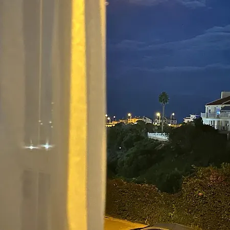 Lägenhet Parque Aromatico Con Dos Piscinas